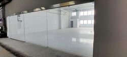 Carros Centre (D25), Factory #622567401